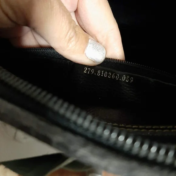 FENDI Vintage/Retired 1994 Pequin Daimer Shoulderbag - Picture 6 of 16